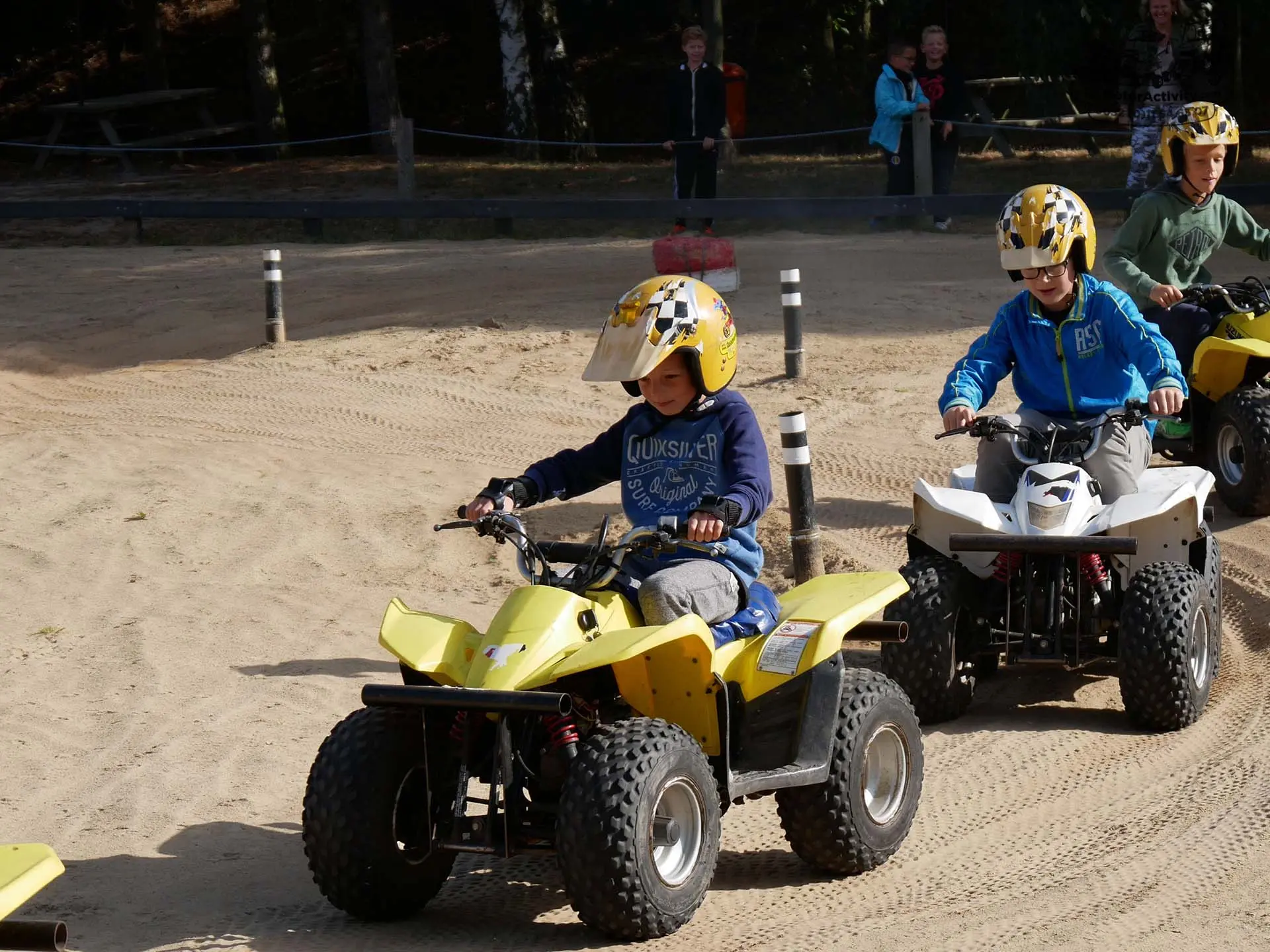Quadrijden met kinder quad 50cc voor kinderen van 6 - 12 jaar