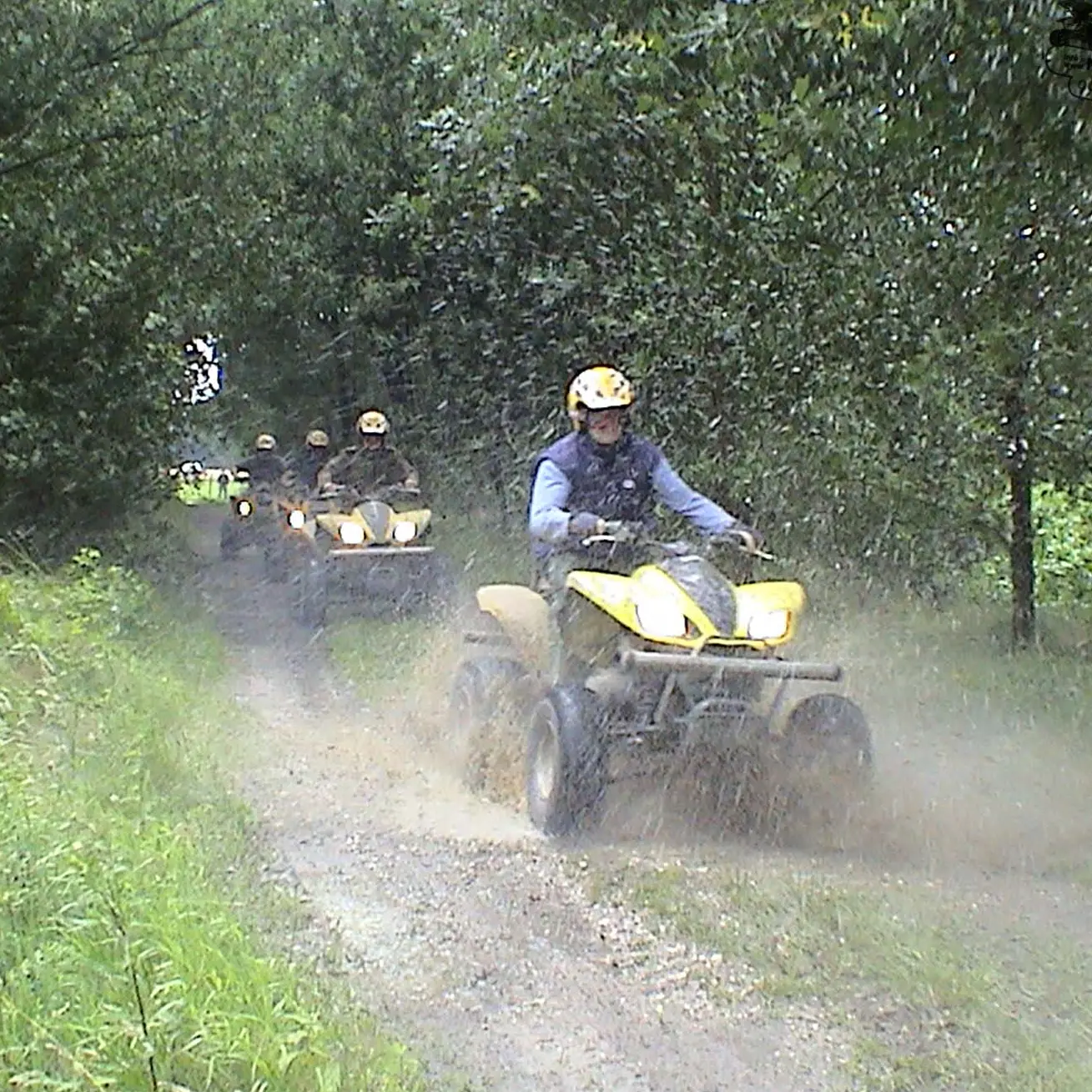 Team building: Begeleide rit met collega's Team building: Begeleide rit met een groep collega's