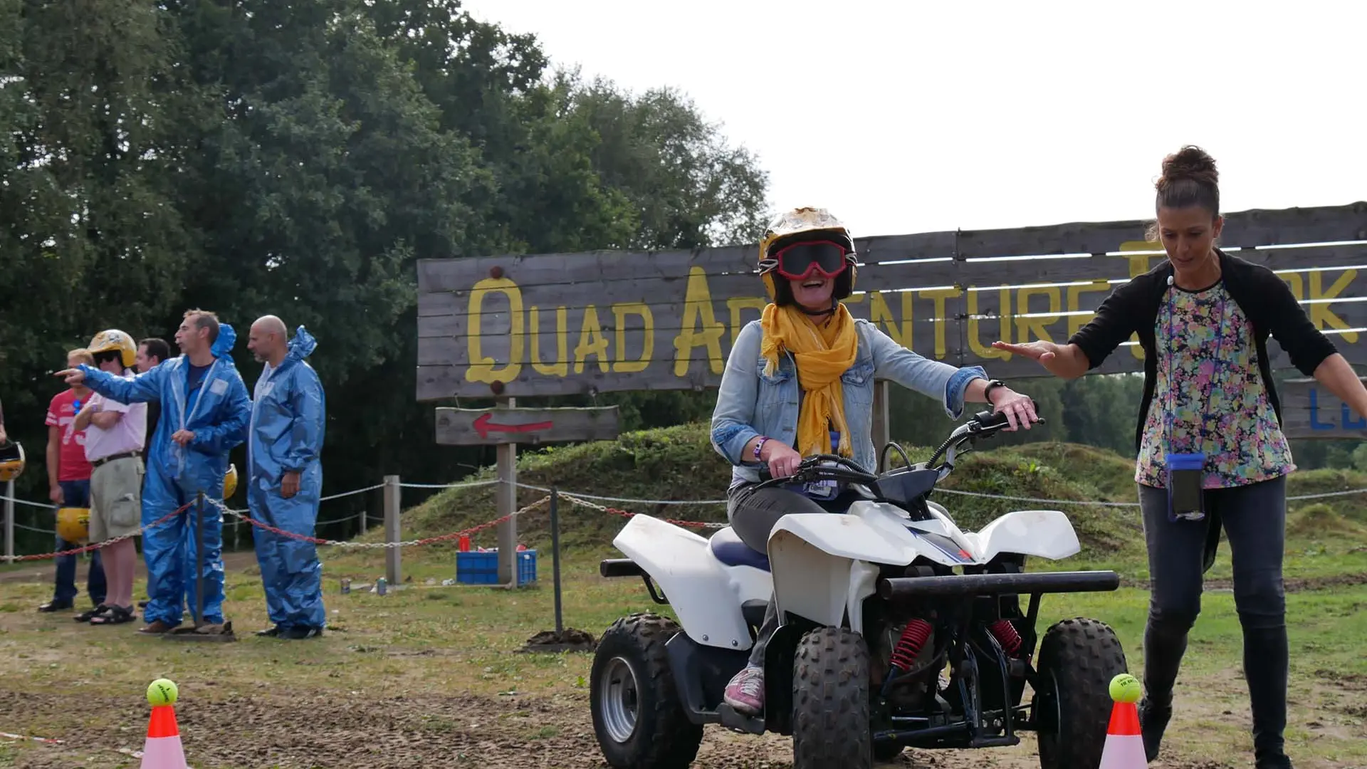 Teambuilding met 90cc Quads Teambuilding op het parcours met 90cc Quads